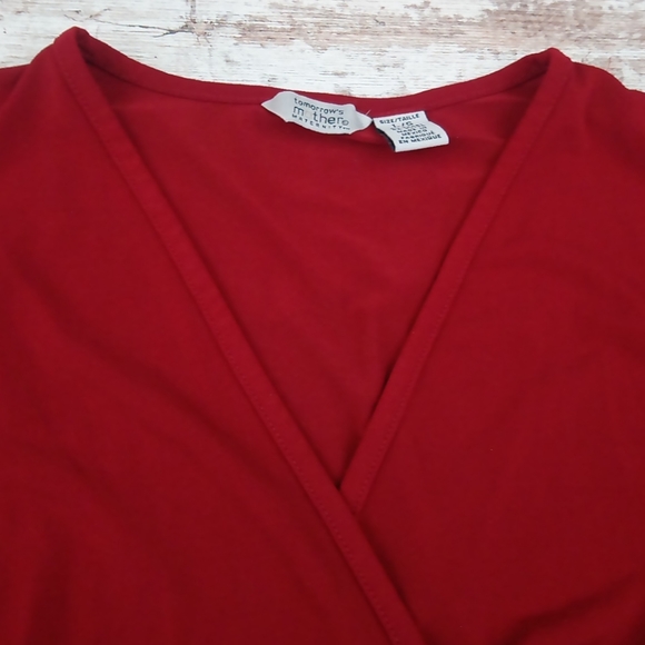 Tomorrows Mother Maternity V Neck Long Sleeve Top - Picture 5 of 11